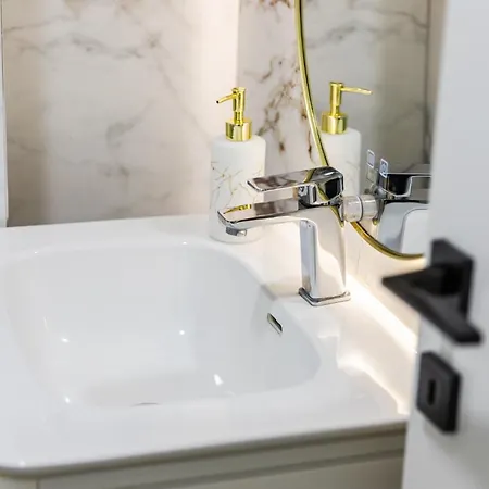 Rama Apartamento Tirana